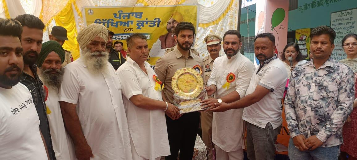 Punjab Education Revolution, MLA Ishank Kumar inaugurated works worth Rs 34 lakh in schools.